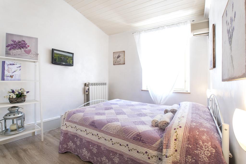 Sisi Apartment & Rooms Desenzano del Garda Luaran gambar