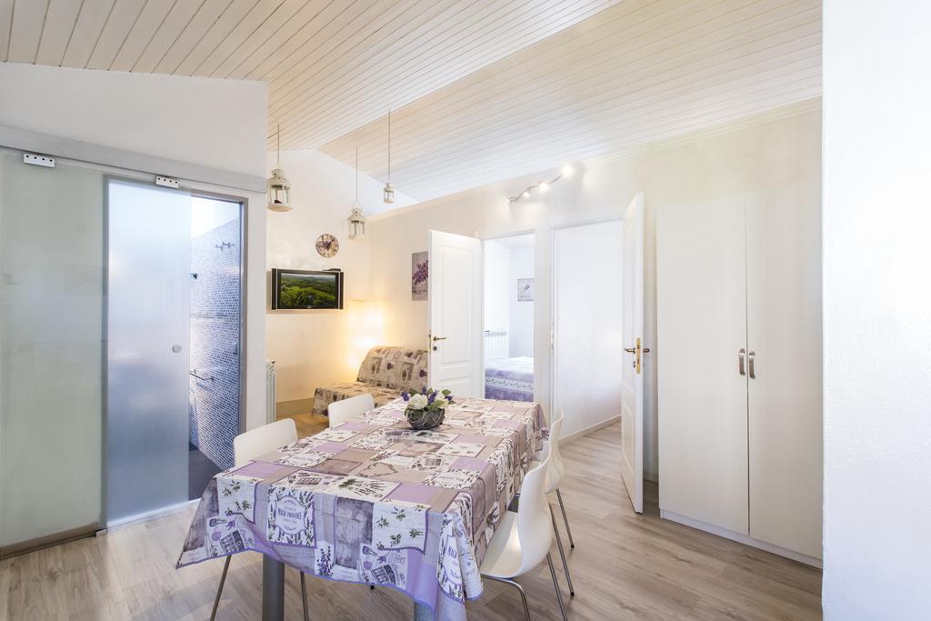 Sisi Apartment & Rooms Desenzano del Garda Luaran gambar